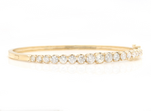 Load image into Gallery viewer, 3.40 Carats Natural Diamond 14K Solid Yellow Gold Bangle Bracelet