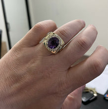 Load image into Gallery viewer, 9.60 Carats Natural Amethyst and Diamond 14K Solid Yellow Gold Men&#39;s Ring
