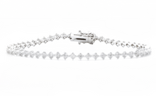 Load image into Gallery viewer, 1.80 Carats Stunning Natural Diamond 14K Solid White Gold Bracelet