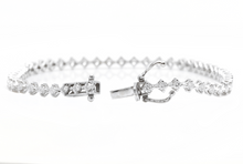 Load image into Gallery viewer, 1.80 Carats Stunning Natural Diamond 14K Solid White Gold Bracelet