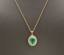 Load image into Gallery viewer, 2.45Ct Natural Emerald and Diamond 14K Solid Yellow Gold Necklace