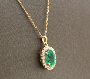 2.45Ct Natural Emerald and Diamond 14K Solid Yellow Gold Necklace