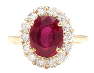5.50 Carats Impressive Red Ruby and Natural Diamond 14K Yellow Gold Ring