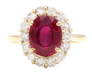 5.50 Carats Impressive Red Ruby and Natural Diamond 14K Yellow Gold Ring