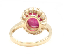 Load image into Gallery viewer, 5.50 Carats Impressive Red Ruby and Natural Diamond 14K Yellow Gold Ring