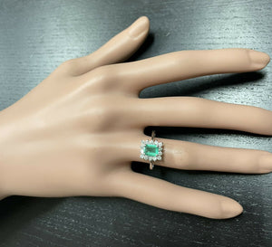 1.40 Carats Natural Emerald and Diamond 14K Solid White Gold Ring