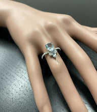 Load image into Gallery viewer, 1.75 Carats Natural Aquamarine and Diamond 14K Solid White Gold Ring