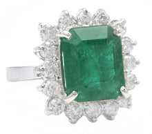 Load image into Gallery viewer, 7.05 Carats Natural Emerald and Diamond 14K Solid White Gold Ring