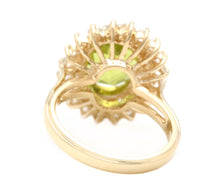 Load image into Gallery viewer, 5.30 Carats Impressive Natural Peridot and Diamond 14K Yellow Gold Ring