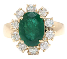 Load image into Gallery viewer, 4.40 Carats Natural Emerald and Diamond 14K Solid Yellow Gold Ring