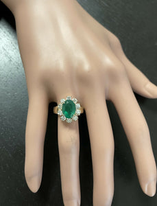 4.40 Carats Natural Emerald and Diamond 14K Solid Yellow Gold Ring