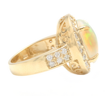 Load image into Gallery viewer, 6.00 Carats Natural Impressive Ethiopian Opal and Diamond 14K Solid Yellow Gold Ring