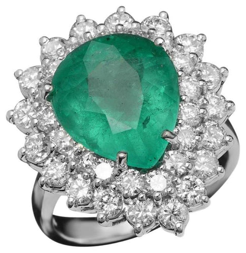 8.00 Carats Natural Emerald and Diamond 14K Solid White Gold Ring
