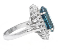 Load image into Gallery viewer, 14.80 Carats Impressive Natural London Blue Topaz and Diamond 14K Solid White Gold Ring