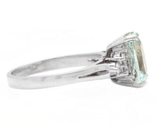 Load image into Gallery viewer, 3.35 Carats Natural Aquamarine and Diamond 14K Solid White Gold Ring