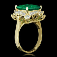Load image into Gallery viewer, 7.00 Carats Natural Emerald and Diamond 18K Solid Yellow Gold Ring