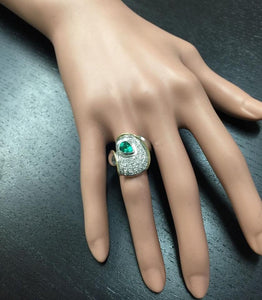 1.50 Carats Natural Emerald and Diamond Platinum Two Tone Ring