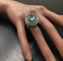 Load image into Gallery viewer, 11.80 Carats Exquisite Natural Aquamarine and Diamond 14K Solid White Gold Ring