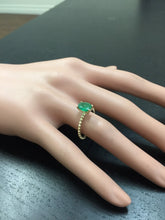 Load image into Gallery viewer, 1.20 Carats Exquisite Natural Emerald 14K Solid Yellow Gold Ring
