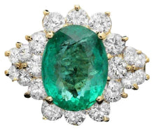 Load image into Gallery viewer, 5.50 Carats Natural Emerald and Diamond 14K Solid Yellow Gold Ring