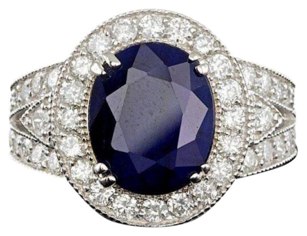 7.90 Carats Natural Blue Sapphire and Diamond 14K Solid White Gold Ring