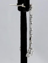 Load image into Gallery viewer, Exquisite 2.10 Carats Natural VS1-VS2 Diamond 14K Solid White Gold Earrings