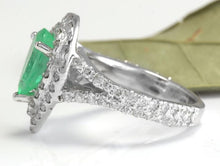 Load image into Gallery viewer, 3.50 Carats Natural Colombian Emerald and Diamond 14K Solid White Gold Ring