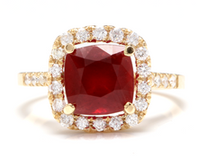 Load image into Gallery viewer, 4.60 Carats Impressive Red Ruby and Natural Diamond 14K Yellow Gold Ring