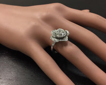Load image into Gallery viewer, Beautiful 14K Solid White Gold Flower Ring
