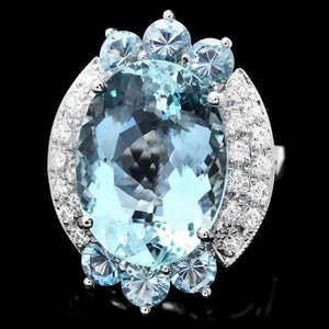 12.50 Carats Natural Aquamarine and Diamond 14K Solid White Gold Ring