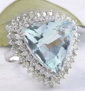 17.22 Carats Natural Very Nice Looking Aquamarine and Diamond 14K Solid White Gold Ring