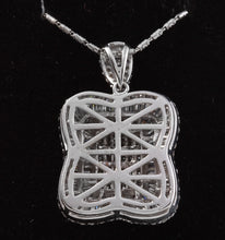 Load image into Gallery viewer, Splendid 7.28 Carats Natural VVS Diamond 18K Solid White Gold Necklace