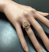 Load image into Gallery viewer, Beautiful 14K Solid Rose Gold Flower Ring
