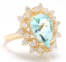 Load image into Gallery viewer, 3.85 Carats Natural Gorgeous Aquamarine and Diamond 14K Solid Yellow Gold Ring