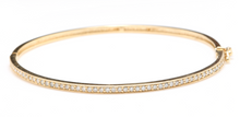 Load image into Gallery viewer, Very Impressive 0.75 Carats Natural Diamond 14K Solid Yellow Gold Bangle Bracelet