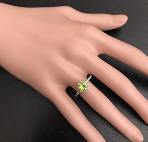 1.50 Carats Exquisite Natural Peridot 14K Solid White Gold Ring
