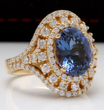Load image into Gallery viewer, 5.00 Carats Natural Splendid Tanzanite and Diamond 14K Solid Yellow Gold Ring