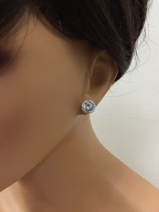 Exquisite 3.05 Carats Natural Aquamarine and Diamond 14K Solid White Gold Stud Earrings