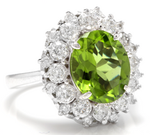 Load image into Gallery viewer, 4.85 Carats Natural Very Nice Looking Peridot and Diamond 14K Solid White Gold Ring