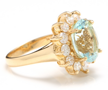 Load image into Gallery viewer, 7.68 Carats Exquisite Natural Aquamarine and Diamond 14K Solid Yellow Gold Ring