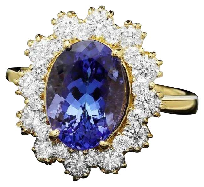 4.80 Carats Natural Tanzanite and Diamond 14K Solid Yellow Gold Ring