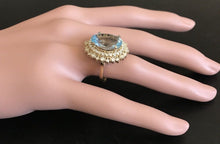Load image into Gallery viewer, 11.40 Carats Exquisite Natural Aquamarine and Diamond 14K Solid Yellow Gold Ring