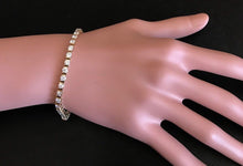 Load image into Gallery viewer, Very Impressive 5.70 Carats Natural Diamond 14K Solid Yellow Gold Bracelet