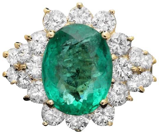 5.90 Carats Natural Emerald and Diamond 14K Solid Yellow Gold Ring