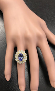 5.50 Carats Natural Very Nice Looking Tanzanite and Diamond 14K Solid Yellow Gold Ring