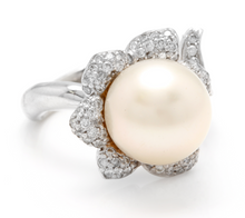 Load image into Gallery viewer, Splendid Natural South Sea Pearl and Diamond 14K Solid White Gold Ring