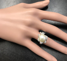 Load image into Gallery viewer, Splendid Natural South Sea Pearl and Diamond 14K Solid White Gold Ring