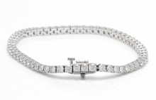 Load image into Gallery viewer, Very Impressive 4.70 Carats Natural Diamond 14K Solid White Gold Bracelet