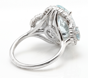 7.80 Carats Exquisite Natural Aquamarine and Diamond 14K Solid White Gold Ring