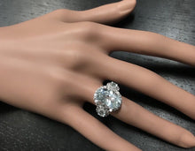 Load image into Gallery viewer, 7.80 Carats Exquisite Natural Aquamarine and Diamond 14K Solid White Gold Ring